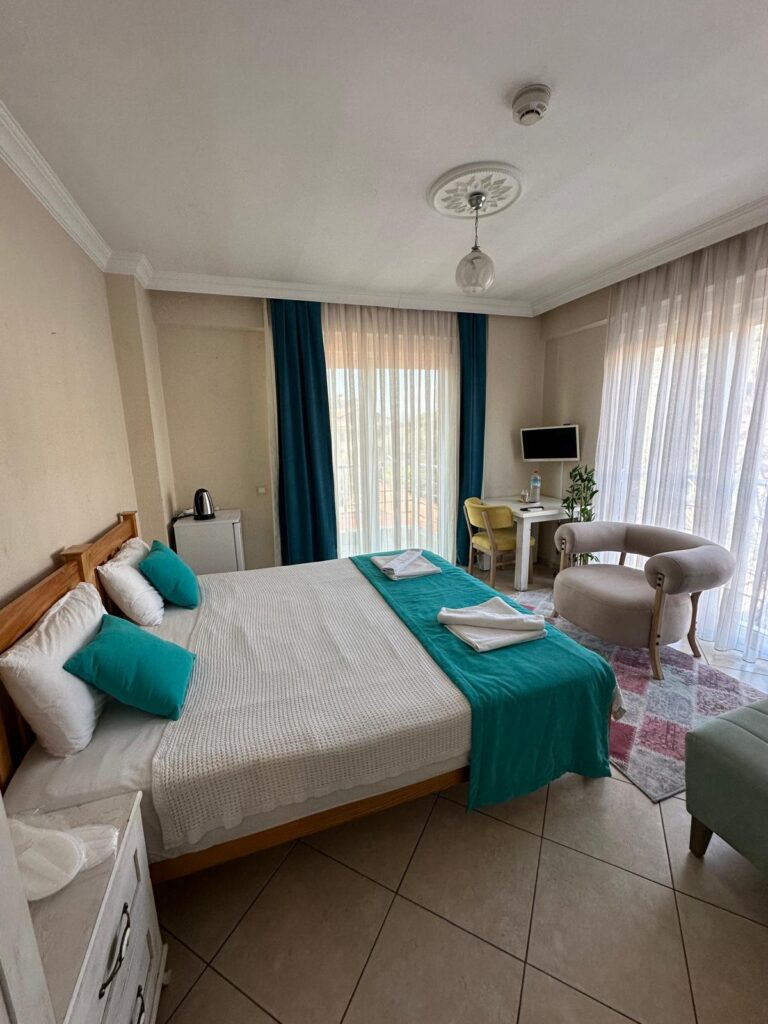 Kampüs Garden çift kişilik standart oda